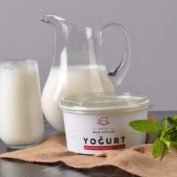 Geleneksel Kaymaklı Yoğurt